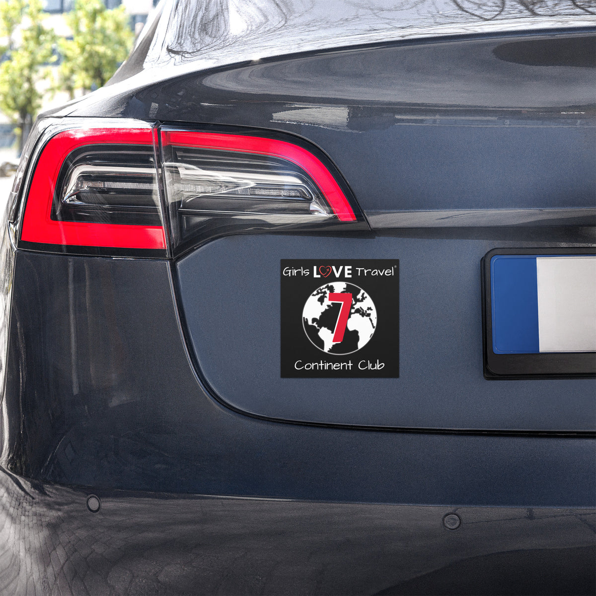 7 Continent Club Magnet – Girls LOVE Travel